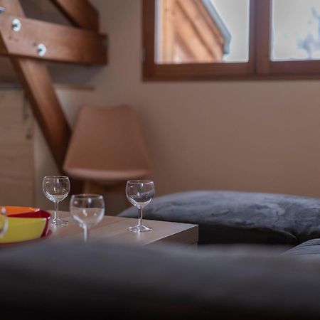 Le Pragmatique Apartment Гилестр Екстериор снимка