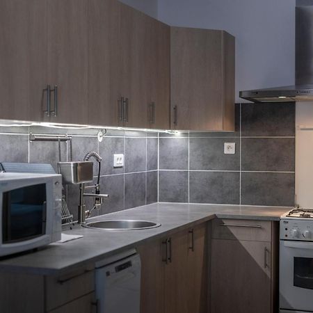 Le Pragmatique Apartment Гилестр Екстериор снимка
