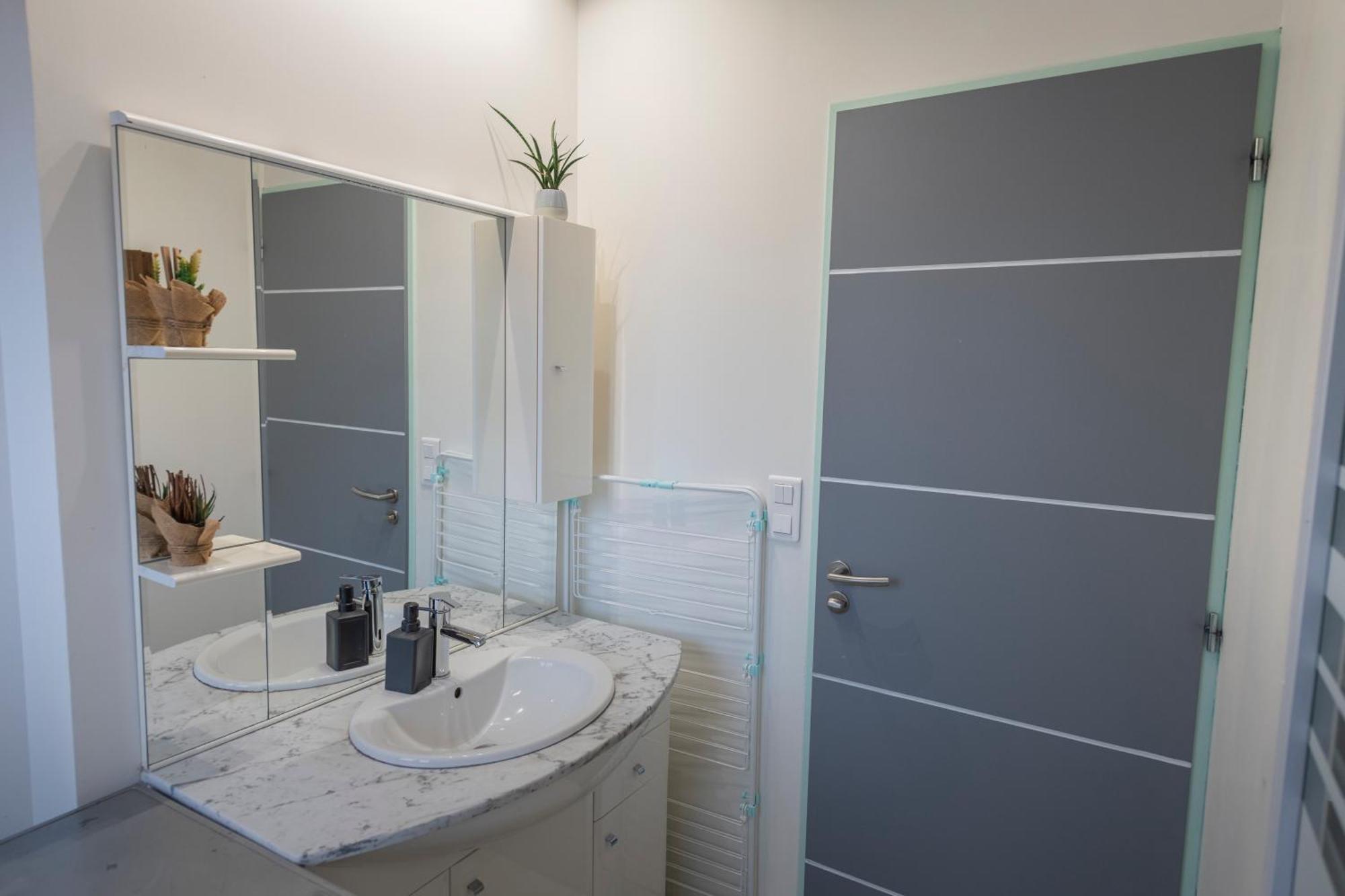 Le Pragmatique Apartment Гилестр Екстериор снимка