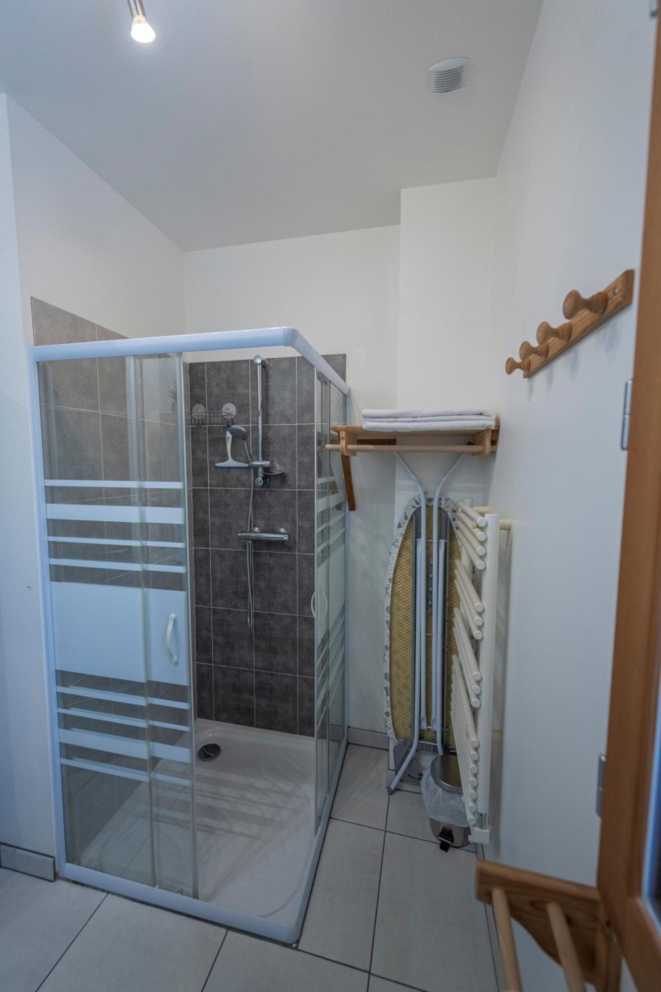 Le Pragmatique Apartment Гилестр Екстериор снимка